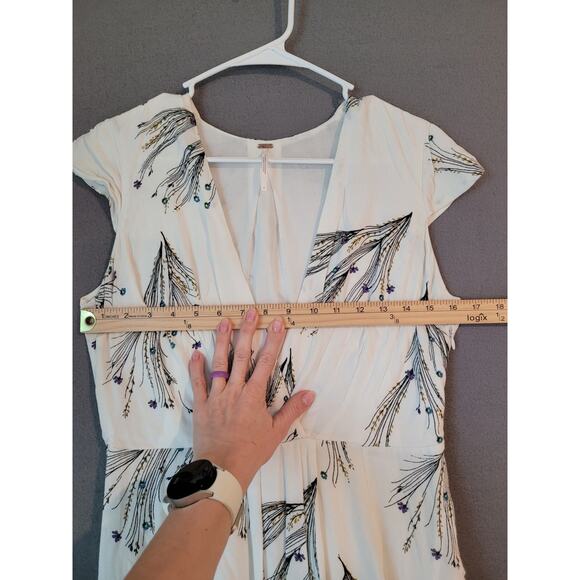 Free People Retro Boho Midi Dress Surplice V-Neck Size 4 Deep V Bohemian EUC - Picture 11 of 15